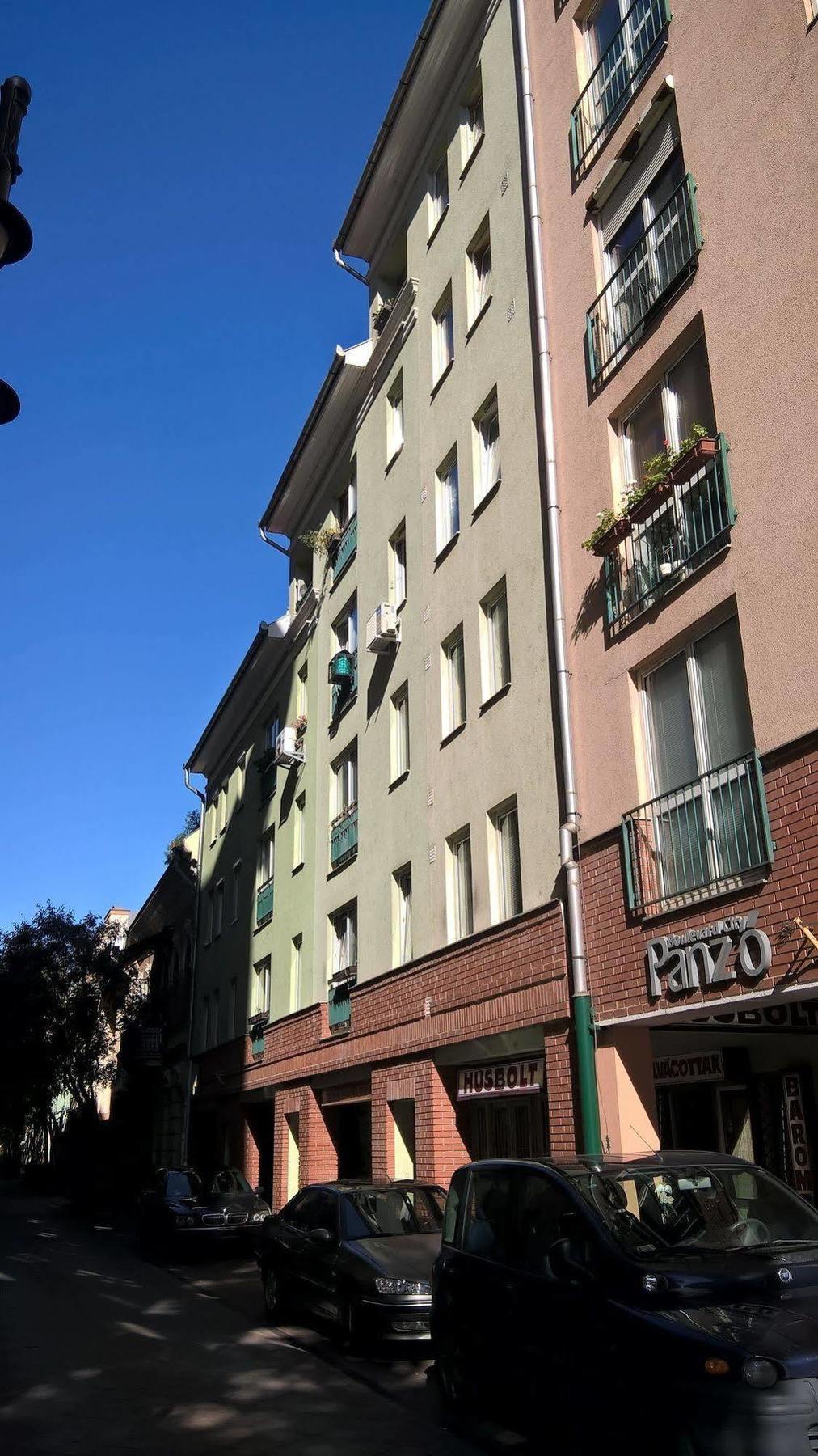 Boulevard Panzió - Self Check-in 3* Budapest
